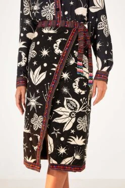 Farm Rio Black & White Cerrado Sky Wrap Skirt 8 Farm Rio Black & White Cerrado Sky Wrap Skirt -Modern Dress World 301945 03