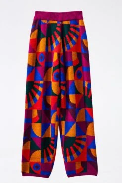 Farm Rio Graphic Toucans Sweater Pants 11 Farm Rio Graphic Toucans Sweater Pants -Modern Dress World 303996 06