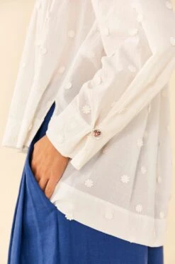 Farm Rio Off-White 3D Flowers Blouse -Modern Dress World 306074 03