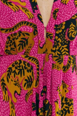 Farm Rio Pink Wild Leopards Maxi Dress 11 Farm Rio Pink Wild Leopards Maxi Dress -Modern Dress World 308345 05