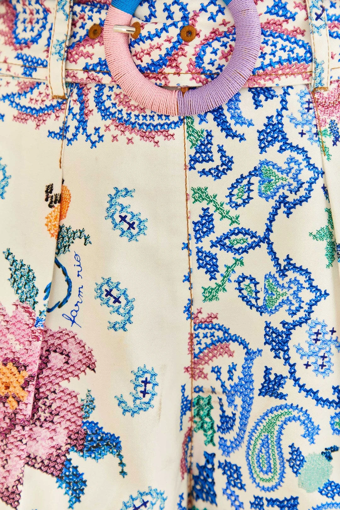 Farm Rio Off-White Romantic Bandanas Shorts 5 Farm Rio Off-White Romantic Bandanas Shorts - Image 5