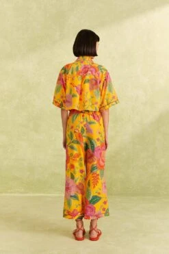 Farm Rio Yellow Macaw Bloom Shirt 9 Farm Rio Yellow Macaw Bloom Shirt -Modern Dress World 309403 04 e4e3f2d1 ec5d 4b77 aa21 1181373ea16f