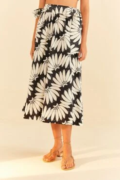 Farm Rio Black Copacabana Bow Midi Skirt 8 Farm Rio Black Copacabana Bow Midi Skirt -Modern Dress World 311375 03