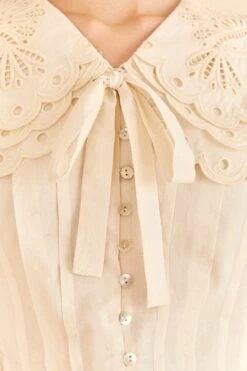 Farm Rio Off-White Richelieu Big Collar Blouse -Modern Dress World 312044 05