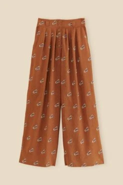 Farm Rio Caramel Embroidered Horses Pants 11 Farm Rio Caramel Embroidered Horses Pants -Modern Dress World 312388 06