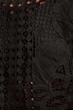 Farm Rio Black Alucina Luz Guipire Crop Top 9 Farm Rio Black Alucina Luz Guipire Crop Top -Modern Dress World 314508 05