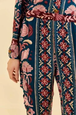 Farm Rio Teal Seashell Tapestry Cargo Pants 10 Farm Rio Teal Seashell Tapestry Cargo Pants -Modern Dress World 318133 05